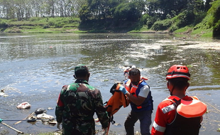 Menanti 8 Hari, Identitas Mayat Perempuan di Bengawan Solo Sragen Akhirnya Terungkap