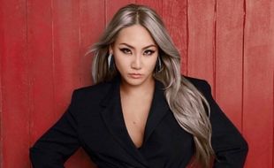 Kejutkan Fans dengan Teaser Misterius, CL 2NE1 Comeback Senin!