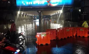 Malangnya Jakarta, Sudah PSBB, Terancam Banjir Pula