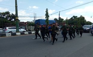 Anti-Mainstream! Ini Alasan Cabup Klaten ABY Lari di Siang Bolong Sebelum Daftar Pilkada ke KPU