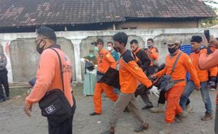 Bocah Balita Asal Plupuh Sragen Ditemukan Meninggal di Bengawan Solo