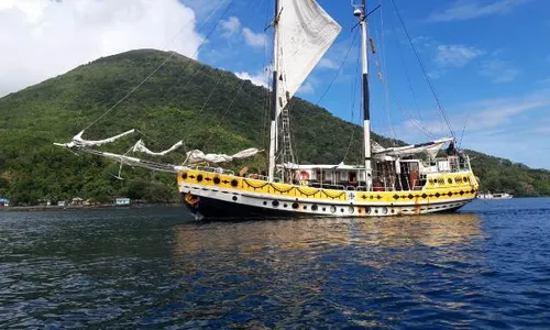 Setahun Berlayar dari Rotterdam, Kapal Layar Arka Kinari Tiba di Titik Nol Jalur Rempah