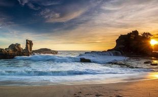 5 Pantai Cantik di Pacitan, Masih Alami Loh…