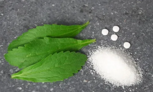 Manfaat dan Efek Samping Mengonsumsi Stevia