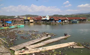 Pengusaha Pasrah Warung Apung Rawa Jombor Klaten akan Dipindah ke Daratan