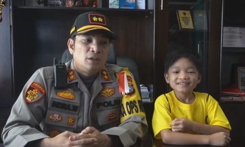 Bocah Yang Dibuang Ibunya Diangkat Anak oleh Kapolres Pelalawan