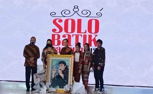 Untuk Didi Kempot, Solo Batik Fashion 2020 Berikan Persembahan