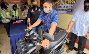 Luar Biasa! 4 Tahun Hilang, Motor Kado Pernikahan Ketemu