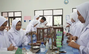 Jalin Kerja Sama dengan 3 Perusahaan, SMK PGRI Pedan Kini Berlabel Keahlian dan Peracik Herbal