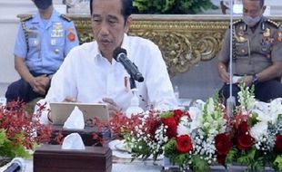 Jokowi Wanti-Wanti Tangkal Hoaks soal Vaksin