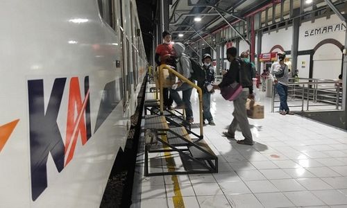 KAI Semarang Batalkan Perjalanan 12 Kereta Api, Ini Daftarnya