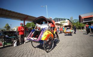 Dicat Warna-Warni, Bakal Tak Ada Lagi Becak Kumuh di Kota Madiun