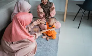 Dear Bunda, Ini Cara Alami agar Anak Cepat Jalan Sendiri