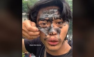 Anak Tiktok Ikut Demo: Pakai Masker Bukan Supaya Sehat, Tapi Biar Tetap Glowing