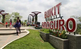 Bukit Sidoguro Klaten, Taman Cantik dengan Pemandangan Rawa Jombor yang Menarik