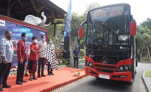 Bus Listrik Buatan Inka Berangkat dari Madiun ke Bali, Isi Daya 4 Kali