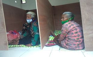 Kisah Mbah Ratinem: 4 Kali Mengungsi Gegara Erupsi Merapi, Tahun Ini Beda Banget