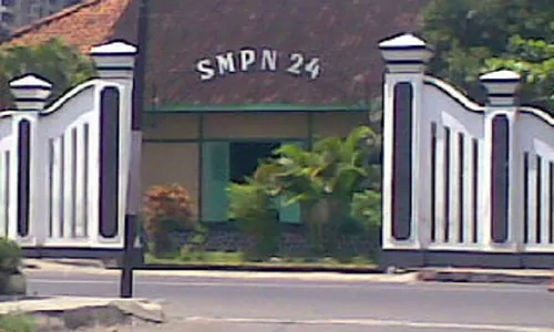 Di SMPN 24 Solo, Lorong Diubah Siswa Jadi Laksana Hutan