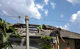 Puting Beliung Lintasi Semarang, 2 Rumah Rusak Parah