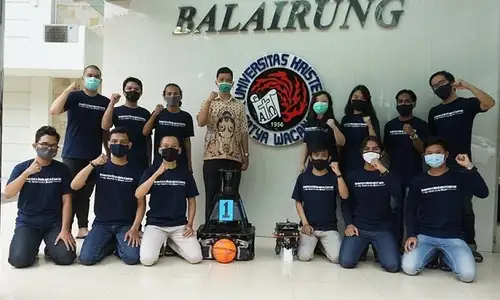 2 Robot UKSW Salatiga Lolos KRI 2020, Salah Satunya Robot Kesehatan