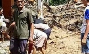 Rumah di Banyumas Tertimbun Longsor, 2 Meninggal 3 Dalam Pencarian