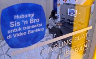 Bank BCA (BBCA) Beri Pinjaman Rp100 Miliar ke Bank Oke (DNAR)