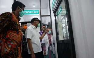 Menko PMK Minta RSUD Caruban Operasionalkan PCR Secara Mandiri