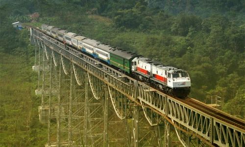 Penampakan Jembatan Kereta Terpanjang di Indonesia yang Sudah Berusia 114 Tahun