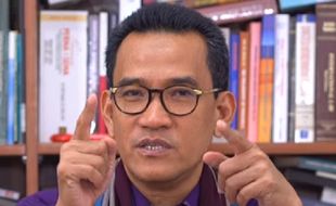 Refly Harun: Keputusan Pembubaran FPI Bermasalah!