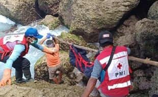 Ngeri! Ada Mayat Tanpa Kepala dan Kaki di Pantai Modangan