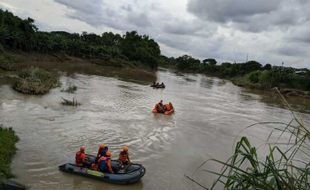 Warga Gadingan Sukoharjo Hilang Diduga Terseret Arus Sungai Bengawan Solo