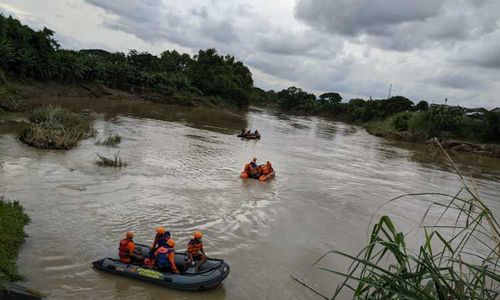 Warga Gadingan Sukoharjo Hilang Diduga Terseret Arus Sungai Bengawan Solo