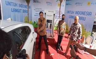 Kedua di Jateng, Sragen Kini Miliki SPKLU untuk Charging Mobil Listrik