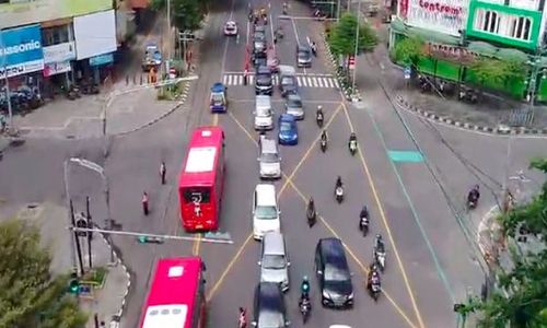 Uji Coba BST Koridor 1 Solo Lancar, Pengguna Jalan Masuk Jalur Contra Flow