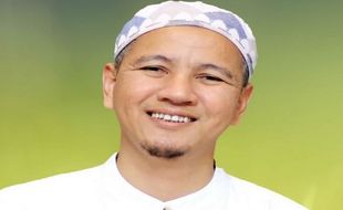 Habib Novel Alaydrus, Ulama Karismatik Tanpa Kotak Amal