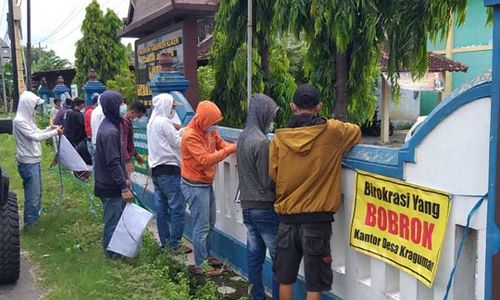 Digeruduk Warga Soal Dugaan Mark Up Anggaran, Kades Kraguman Klaten: Ingat Protokol Kesehatan!