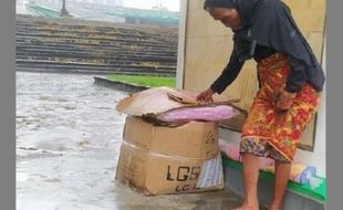 Tinggal di Kompleks Masjid, Nenek Sophia Ungkap Alasan Pilu