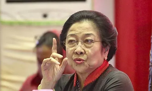 Megawati: Kalian Tiru Saya Dong...