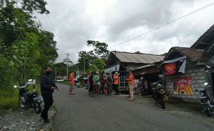 Erupsi Merapi 3 Kilometer, Ratusan Warga Turgo Sleman Diungsikan