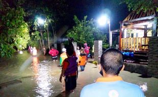 Banjir Rendam 15 Rumah di Sukodono dan Mondokan Sragen, Ini Penyebabnya