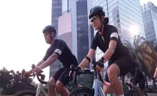 Serunya Dian Sastro Gowes Pas Sunrise Ditemani Samsung Galaxy S21 Ultra 5G, Epik Banget!