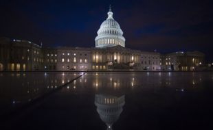 4 Orang Dilaporkan Tewas Saat Massa Trump Serbu Gedung Capitol AS