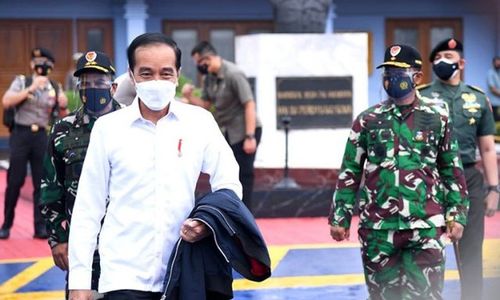 Jokowi Janjikan Bantuan Rp10 Juta hingga Rp50 Juta untuk Korban Gempa Sulbar