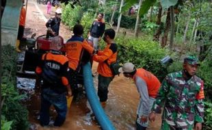 Belum Juga Surut, Banjir di Pracimantoro Wonogiri Terpaksa Disedot