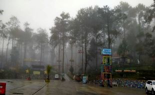 Hari Pertama Jateng di Rumah Saja, Wisata Tawangmangu Tertutup untuk Tamu Mendadak