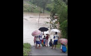 Sungai Mungkung dan Garuda Sragen Meluap Banjiri Permukiman di 4 Kecamatan