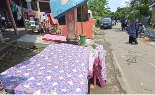 Setelah 5 Tahun, Banjir Kembali Landa Pengkok Sragen, 2 Mobil Terendam