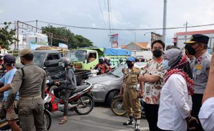 Warga Terdampak Rel Layang Joglo Solo Minta Kelonggaran Waktu, Gibran: Keputusan Di PT KAI!