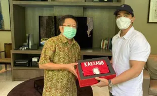 Bilang Ingin Beli Tim Sepak Bola, Kaesang Temui Pemilik Bali United