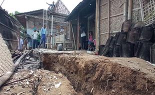 Kali Mungkung Erosi, 4 Rumah di Gabusan Sragen Rusak